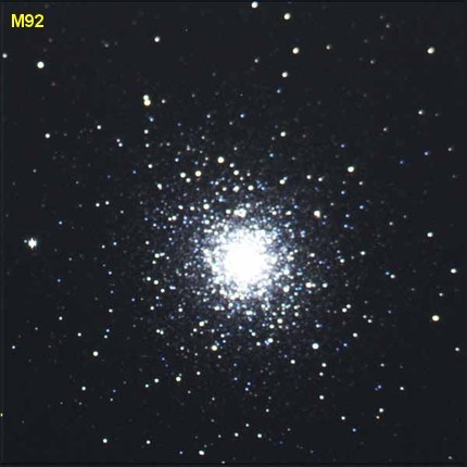 Típus: Gömbhalmaz, α = 17:17:7.3, δ = 43:8:13, Csillagkép: Hercules | Herkules, Fényesség: 6.5, Méret: 840