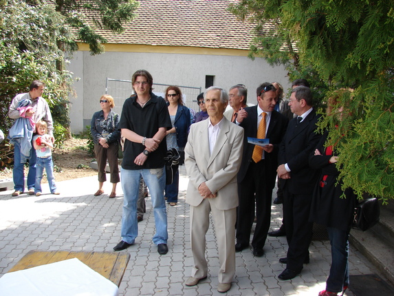 2010. május 7.