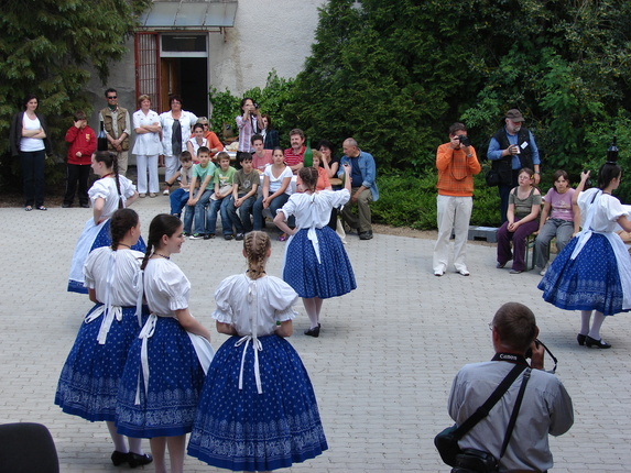 2010. május 7.